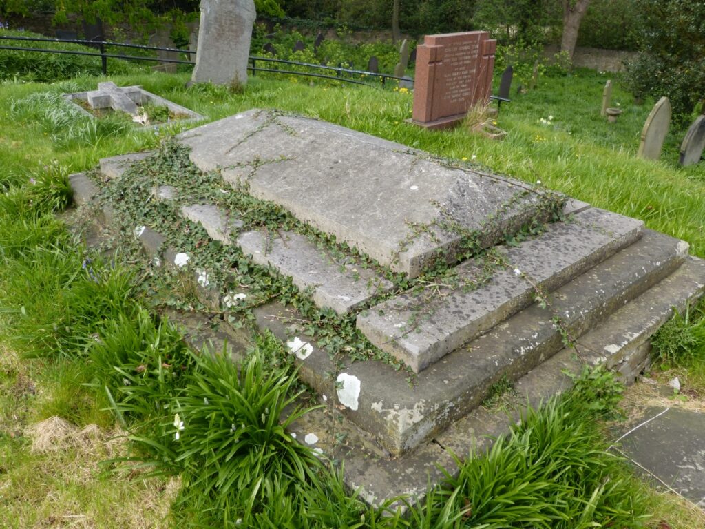 Thomas Grifies-Dixon grave